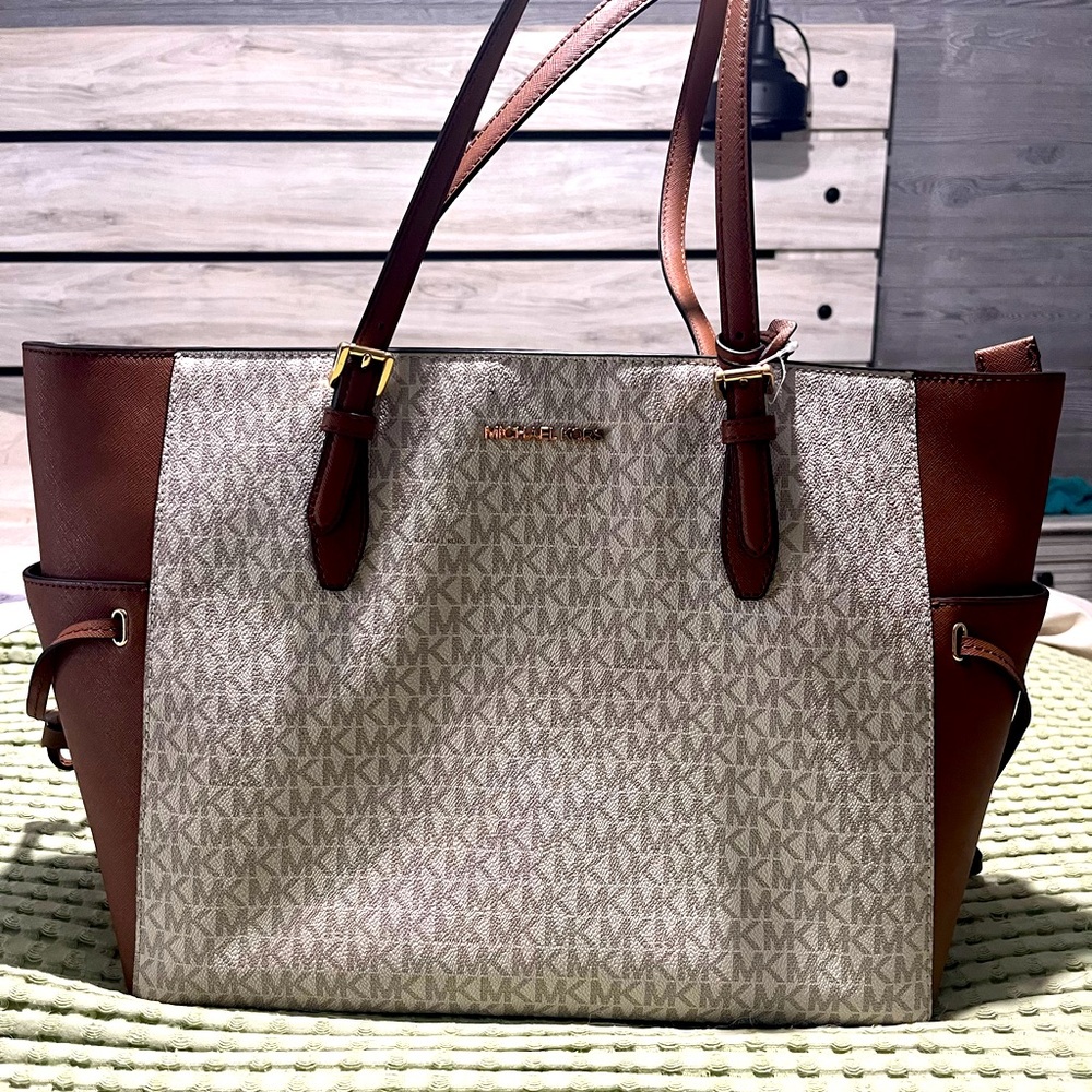 Large Michael Kors tote bag.